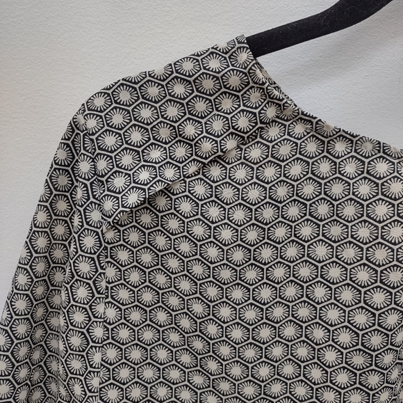 FOREVER 21 TOP - Picture 5 of 10